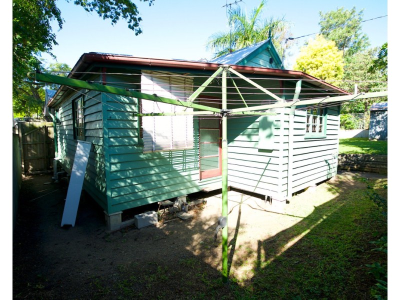 24 Franklin Street, Highgate Hill QLD 4101