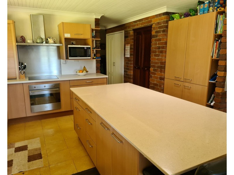 142 Rosemount Drive, Willow Vale QLD 4209