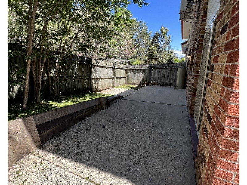 3/8 Juniper Court, Beenleigh QLD 4207