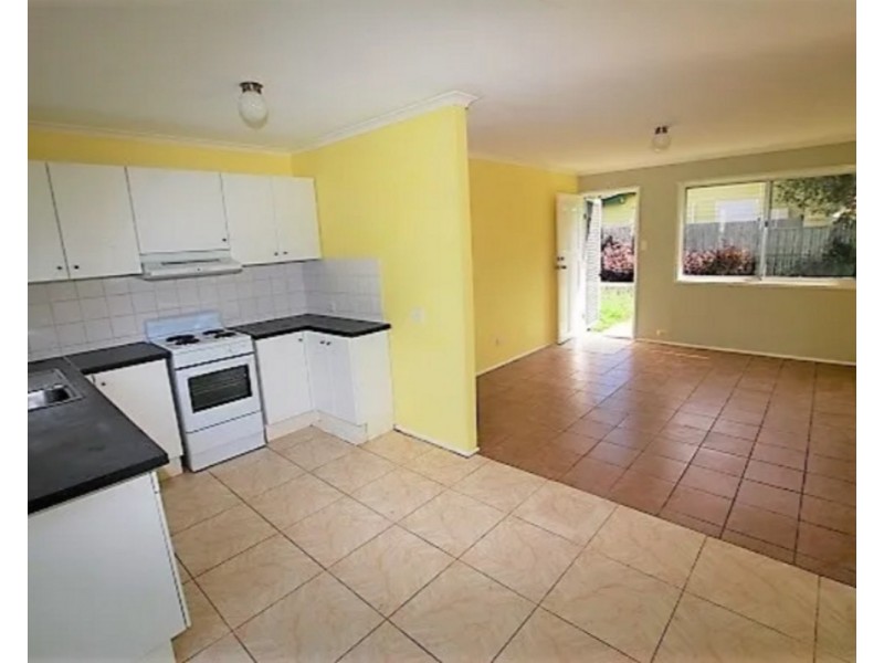 32 Strathallen Drive, Boronia Heights QLD 4124