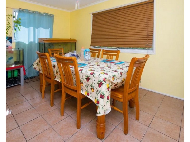 32 Strathallen Drive, Boronia Heights QLD 4124