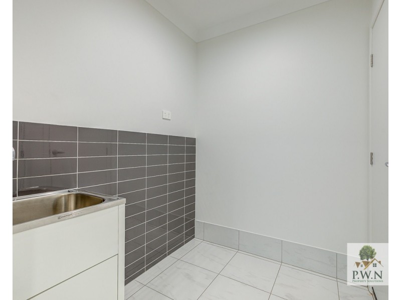 3 Elegans Street, Pallara QLD 4110