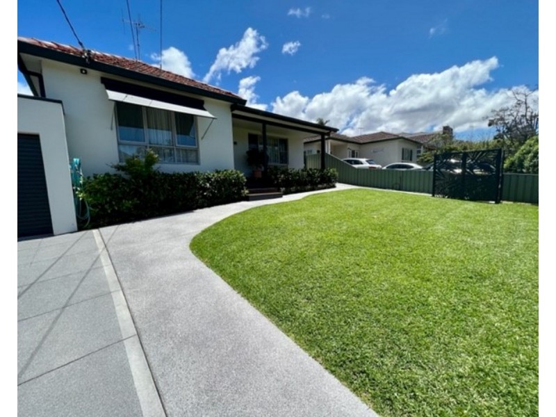 13 Barjadda Avenue, Sylvania NSW 2224