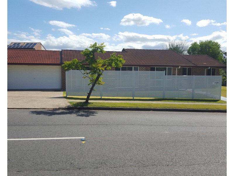 1 Northbrook Street, Sinnamon Park QLD 4073