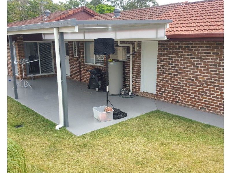 1 Northbrook Street, Sinnamon Park QLD 4073