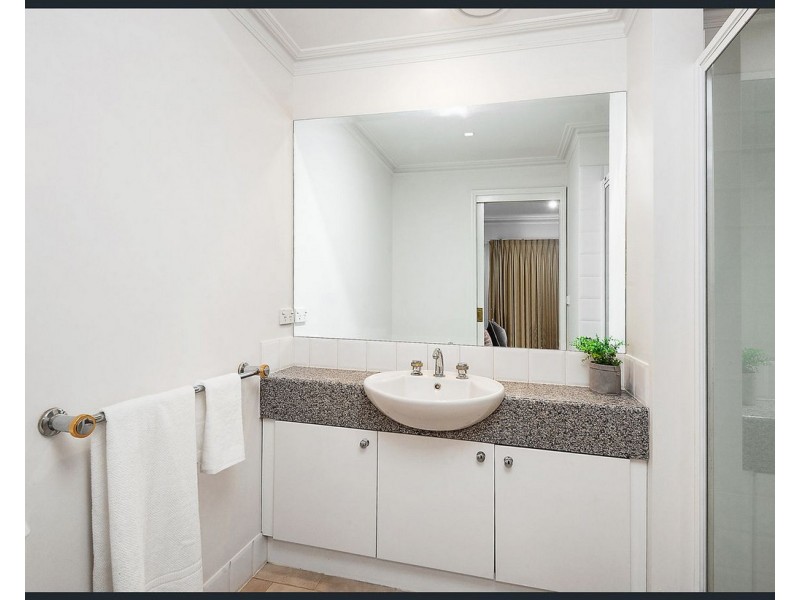 103/323 Dandenong Road, Prahran VIC 3181