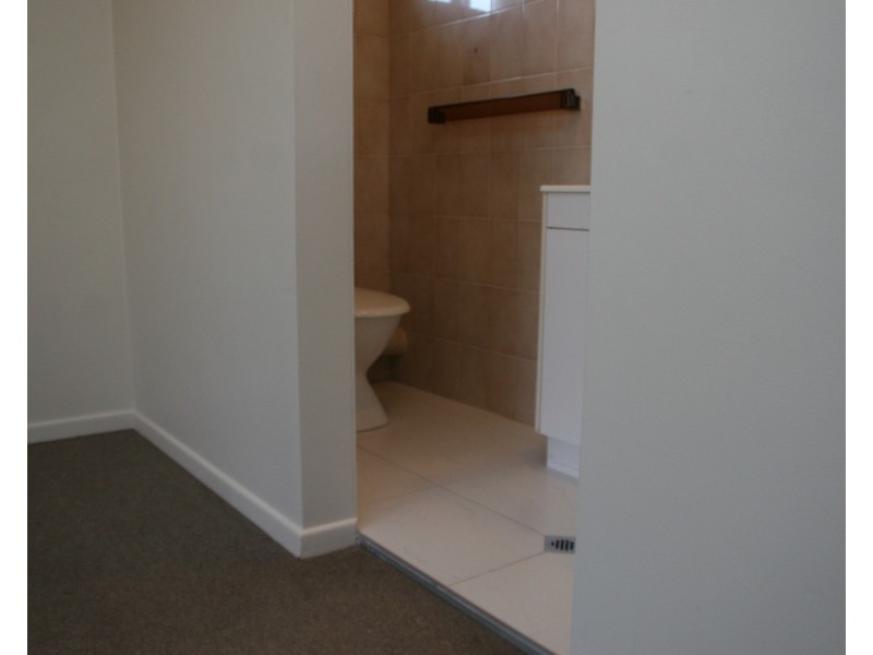 8/32 Navy Street, Holland Park West QLD 4121