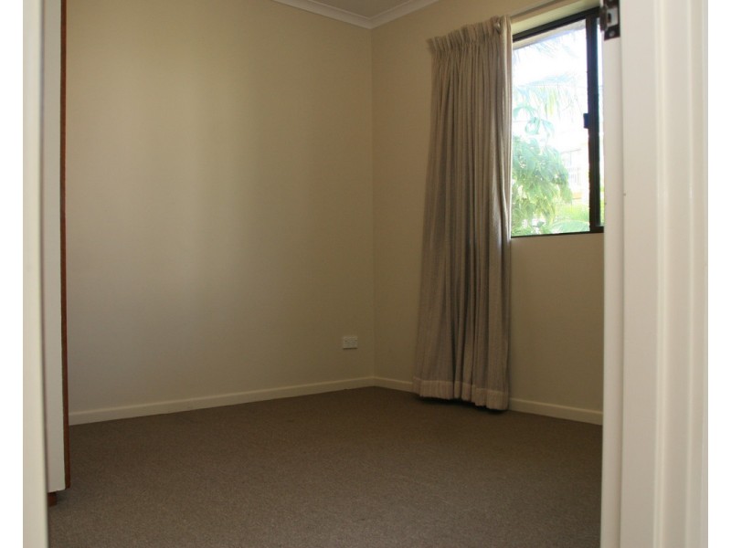 8/32 Navy Street, Holland Park West QLD 4121