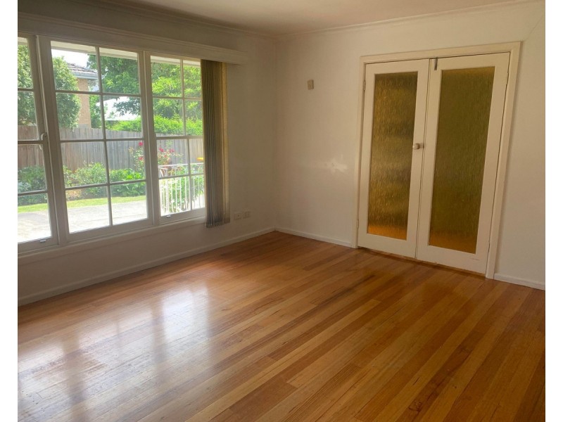 2/24 Turnham Avenue, Rosanna VIC 3084