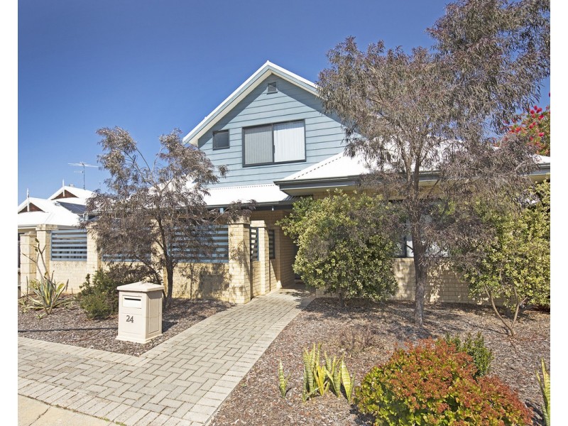 24 Carnarvon Way, Erskine WA 6210