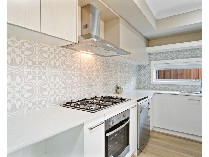 27 Grevillea Drive, Mount Duneed VIC 3216