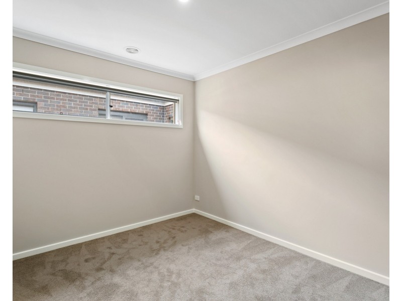 27 Grevillea Drive, Mount Duneed VIC 3216