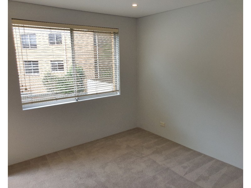 2/2-4 Meriton Street, Gladesville NSW 2111