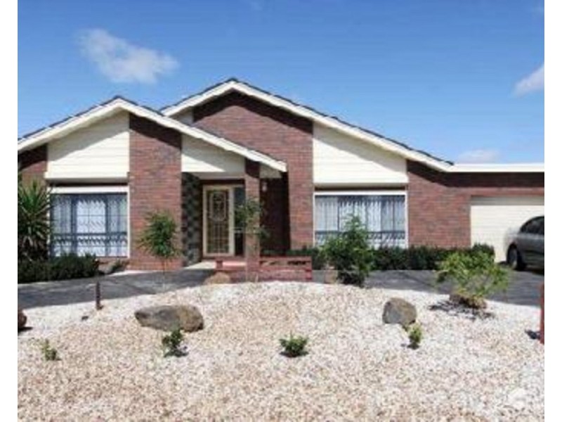 14 Seine Close, Werribee VIC 3030