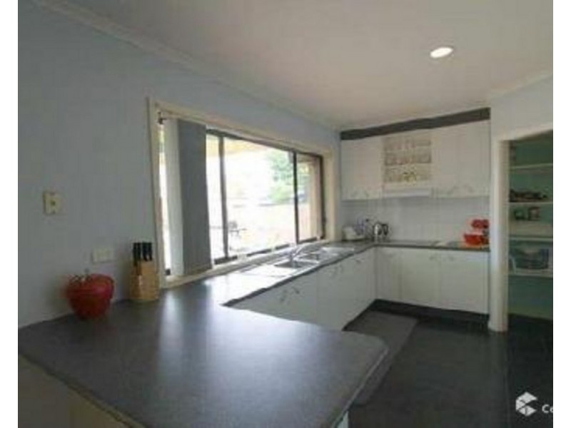 14 Seine Close, Werribee VIC 3030