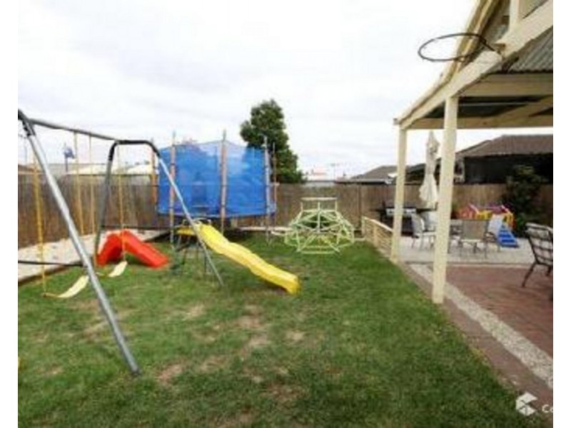 14 Seine Close, Werribee VIC 3030