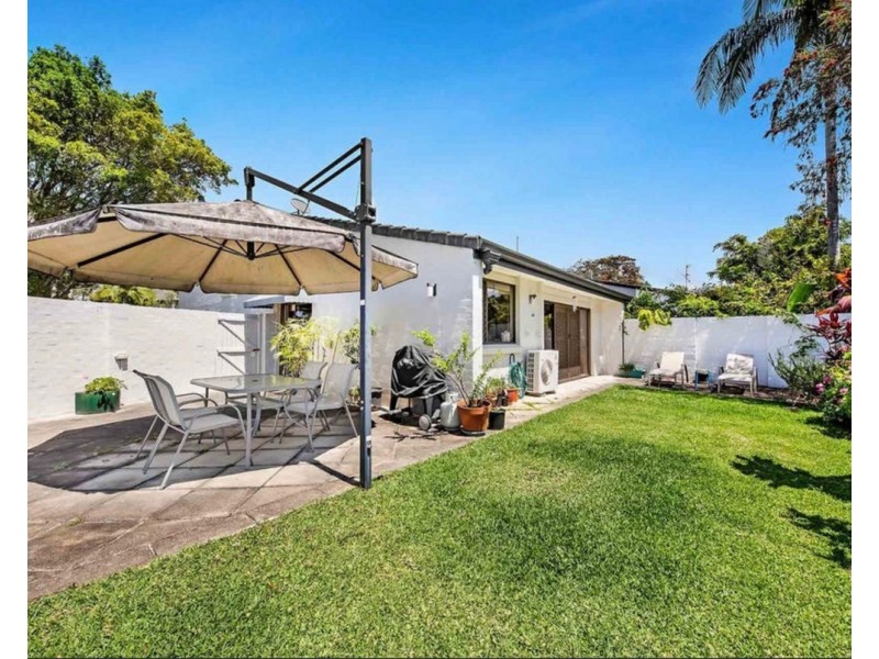 11/7 Campbell Street, Bundall QLD 4217