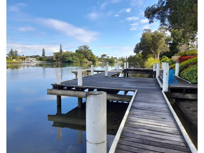 11/7 Campbell Street, Bundall QLD 4217