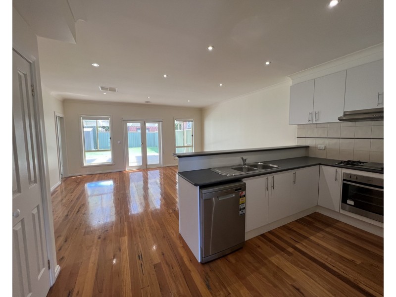 39 Hyde Park Terrace Street, Point Cook VIC 3030