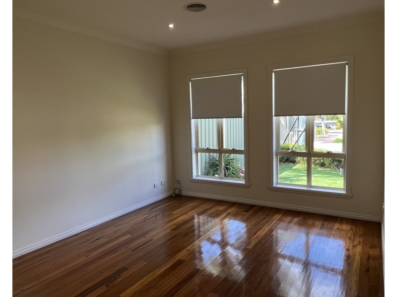 39 Hyde Park Terrace Street, Point Cook VIC 3030