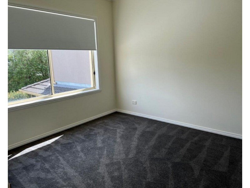 39 Hyde Park Terrace Street, Point Cook VIC 3030