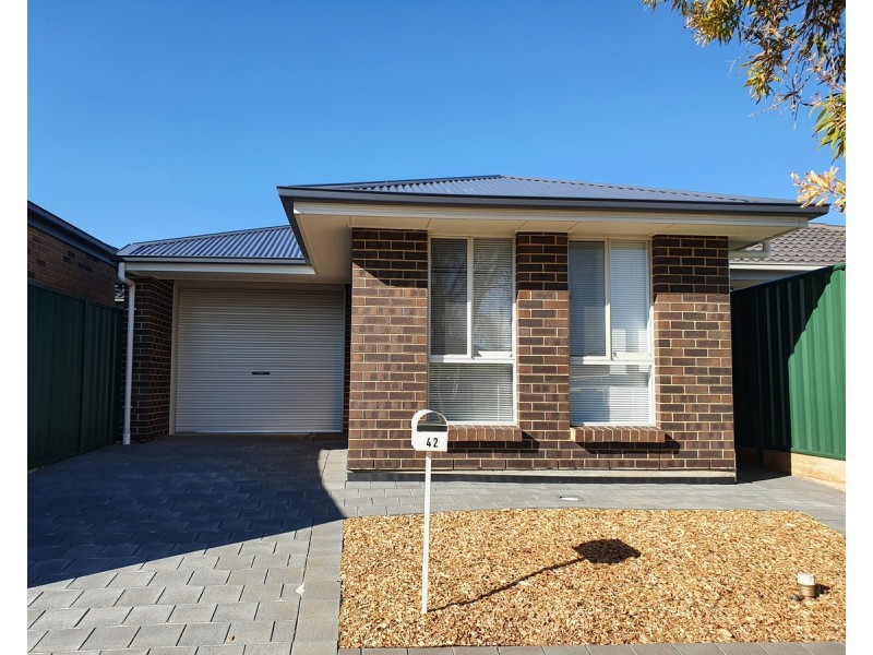 42 Bowman Street, Elizabeth Park SA 5113