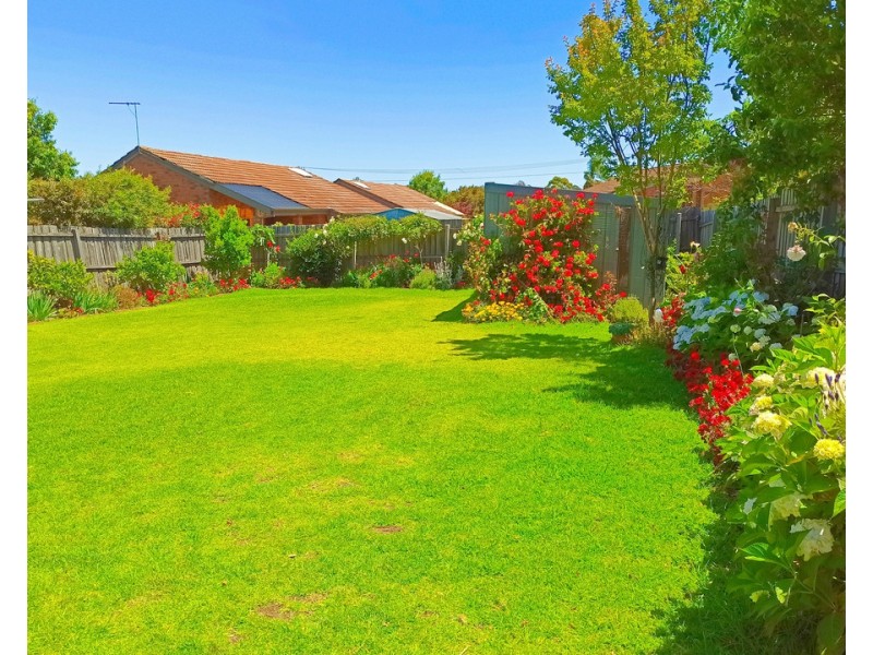 5 Nicholls Street, Macleod VIC 3085