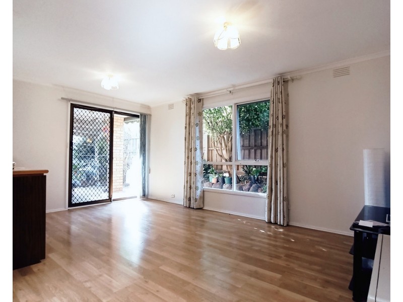 5 Nicholls Street, Macleod VIC 3085