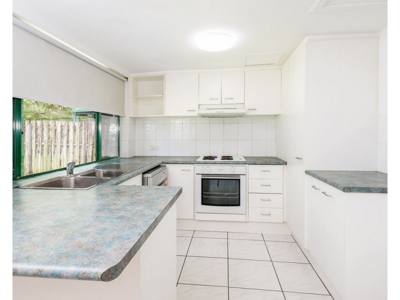 16/156 Greenacres Drive, Arundel QLD 4214