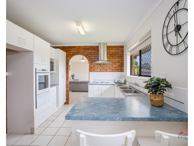 19 Sunstone Street, Manly West QLD 4179