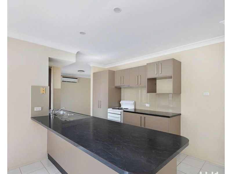 1/76 Prescoter Street, Victoria Point QLD 4165