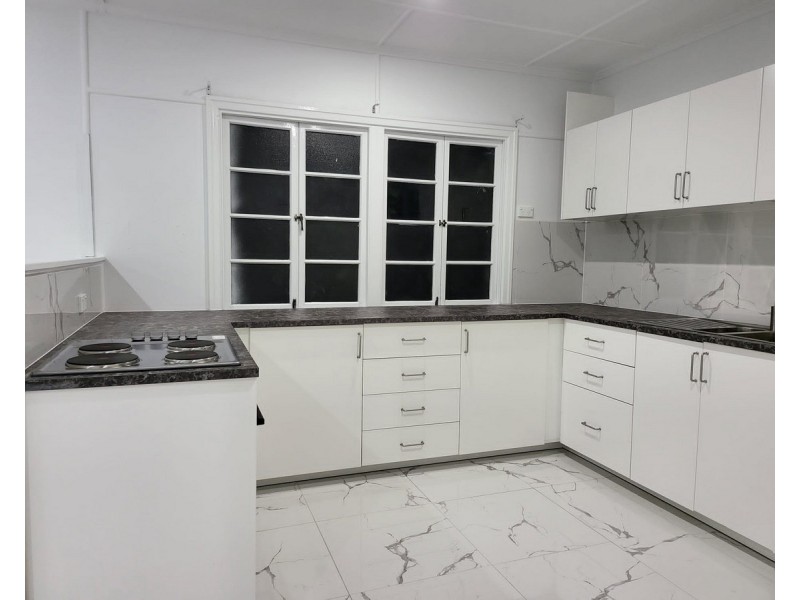 114 Days Road, Grange QLD 4051