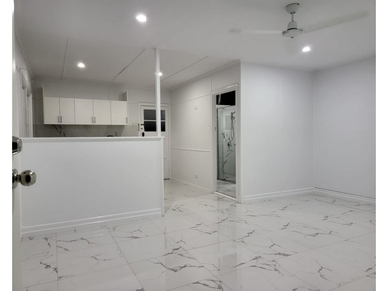 114 Days Road, Grange QLD 4051