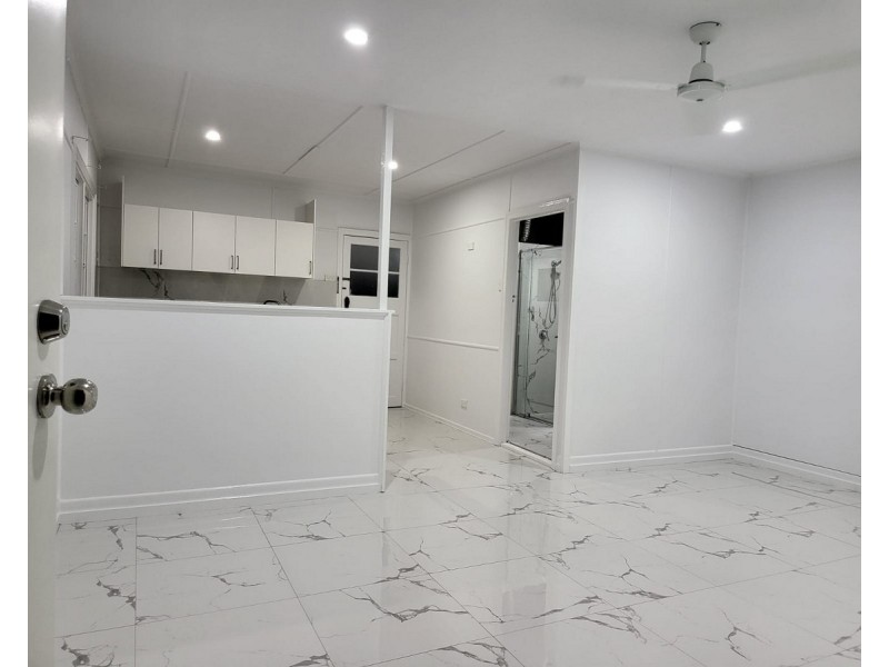 114 Days Road, Grange QLD 4051