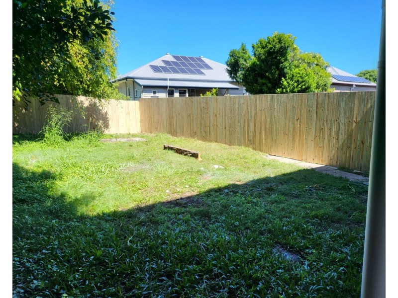 114 Days Road, Grange QLD 4051