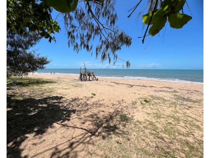 60 Marlin Street, Balgal Beach QLD 4816