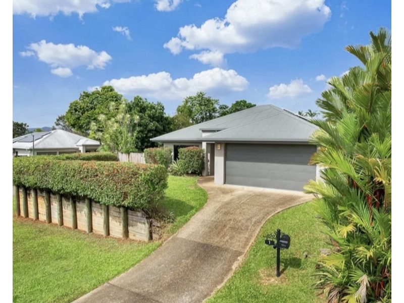 1 Redheart Close, Mount Sheridan QLD 4868