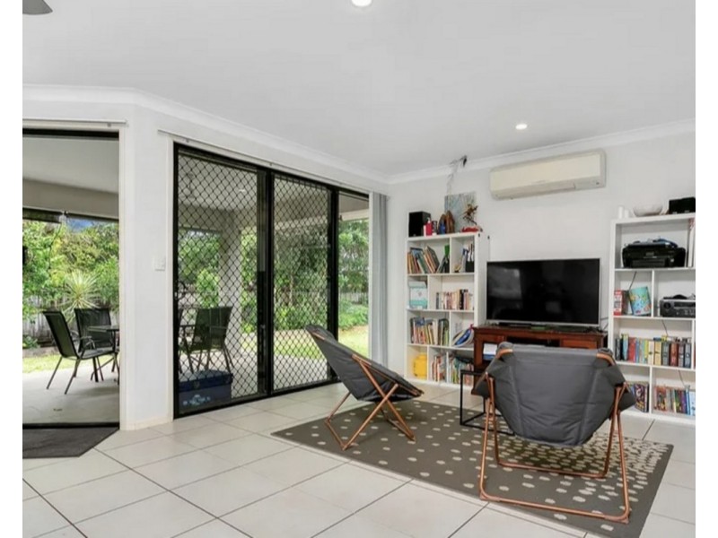 1 Redheart Close, Mount Sheridan QLD 4868