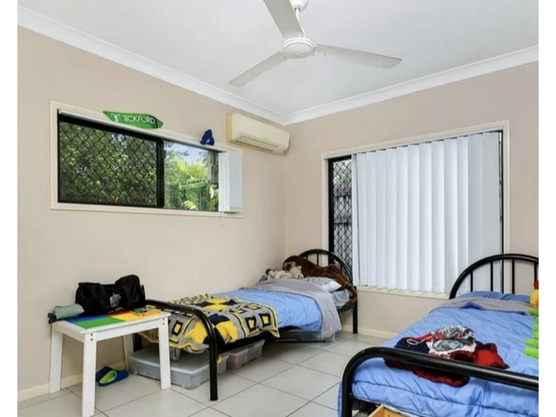 1 Redheart Close, Mount Sheridan QLD 4868