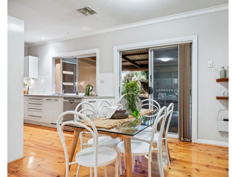 43 Lake View Crescent, Highbury SA 5089