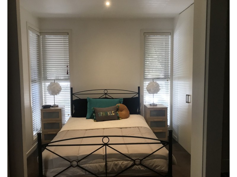 28 John Street, Seddon VIC 3011