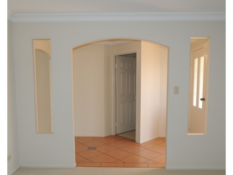 18 Wood Drive, Middle Ridge QLD 4350