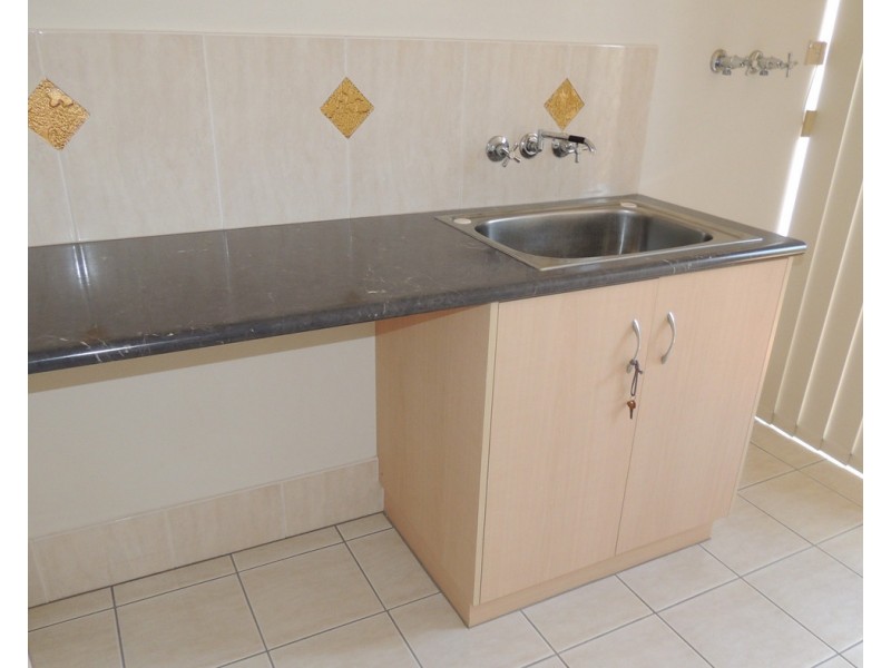 18 Wood Drive, Middle Ridge QLD 4350