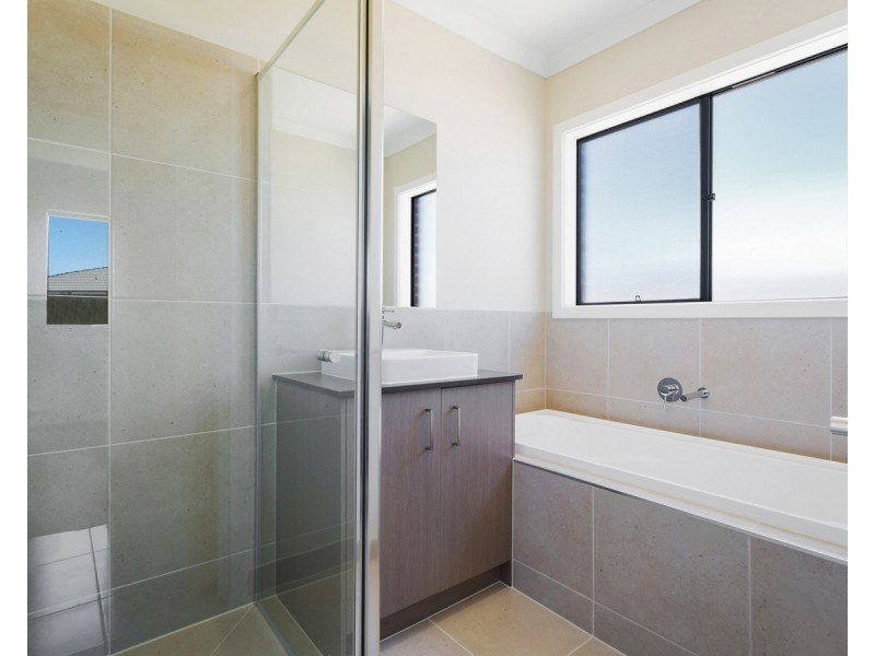 1 Sabre Place, Lara VIC 3212