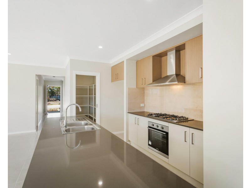 1 Sabre Place, Lara VIC 3212