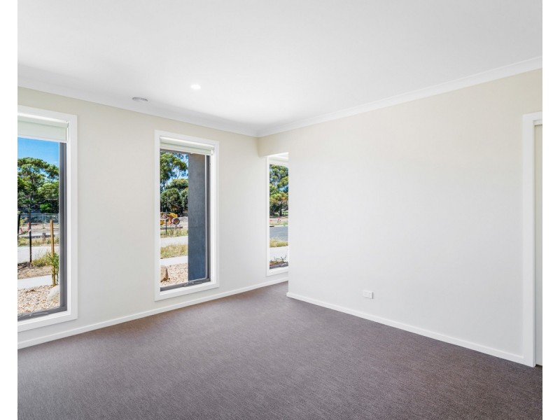 1 Sabre Place, Lara VIC 3212