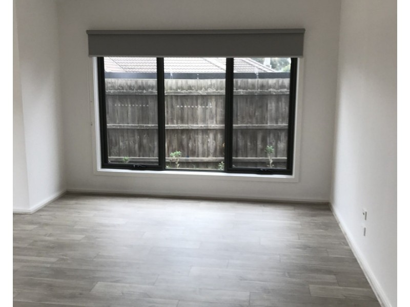 7 Alfonso Court, Lynbrook VIC 3975