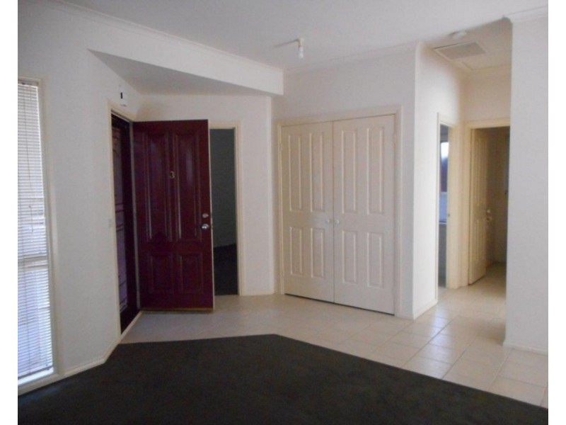 3/9-11 Gibson  Court, Altona Meadows VIC 3028