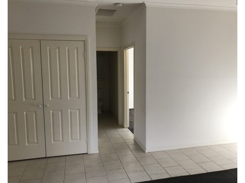 3/9-11 Gibson  Court, Altona Meadows VIC 3028