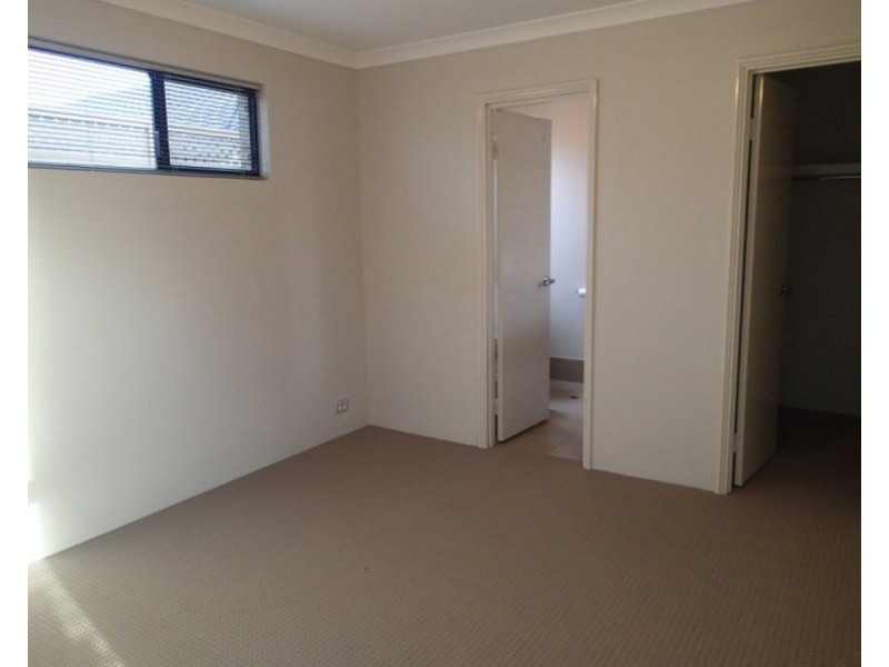 3/33 Kirkpatrick Court, Seville Grove WA 6112
